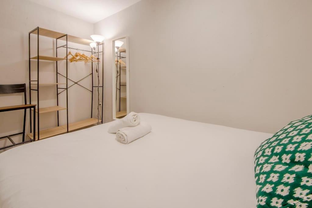Cool Deluxe Interior Design A 2 Min De Gran Via Daire Madrid Dış mekan fotoğraf