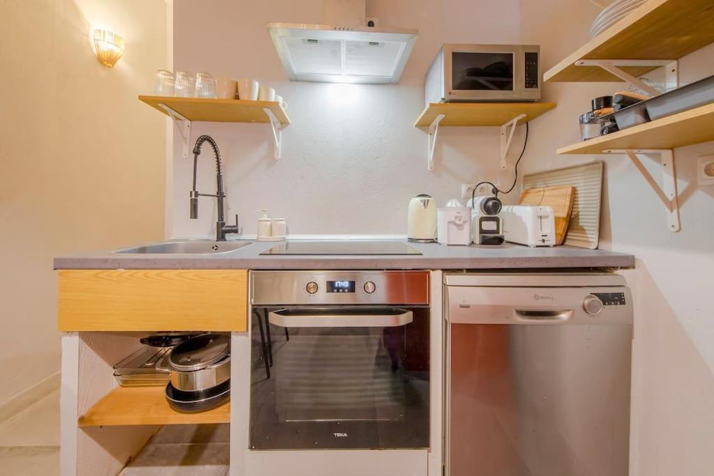 Cool Deluxe Interior Design A 2 Min De Gran Via Daire Madrid Dış mekan fotoğraf